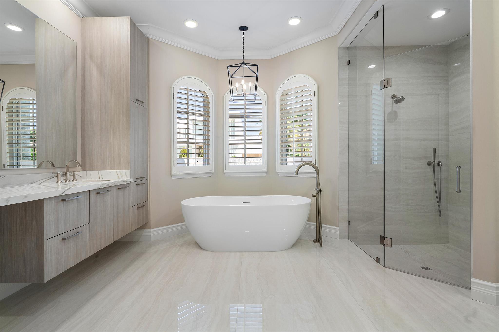 ROYAL PALM YACHT & COUNTR - Residential