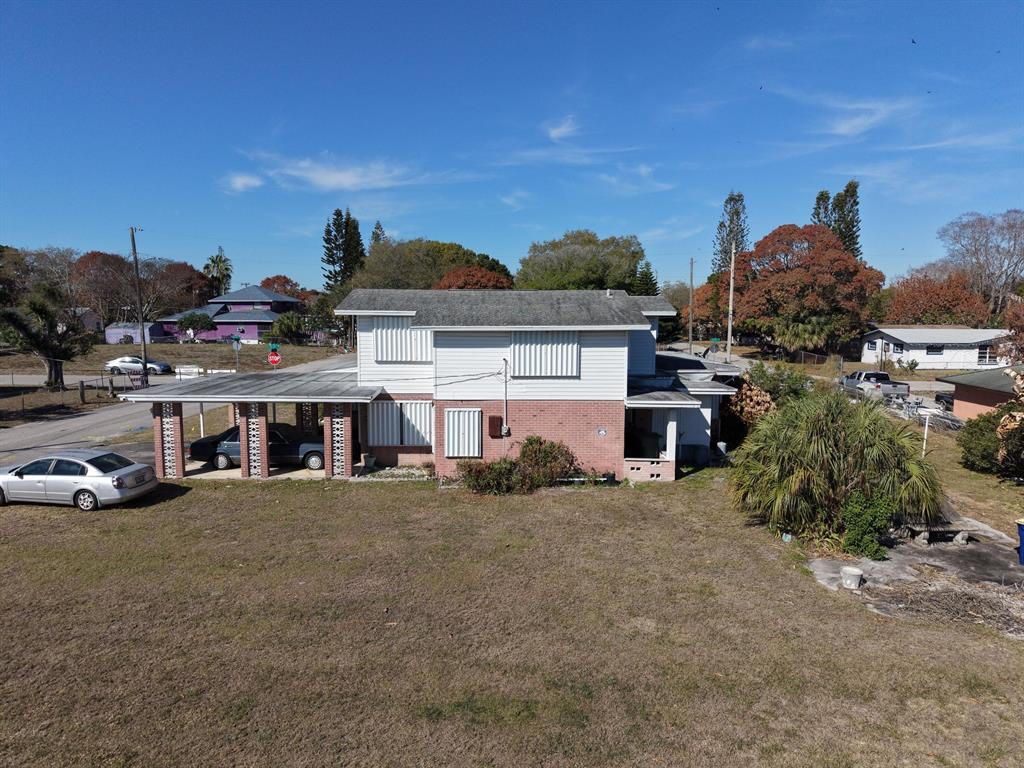 Photo of 802 N 15th Street, Fort Pierce, FL 34950 (MLS # B26016164)