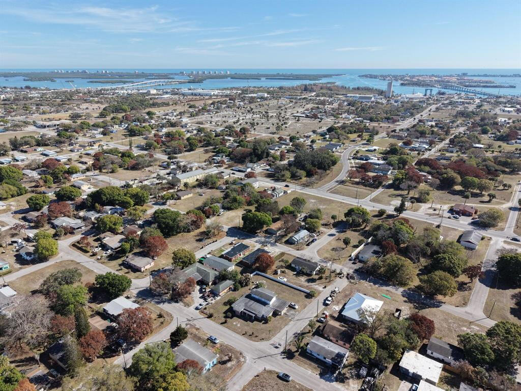 LINCOLN HEIGHTS - Residential