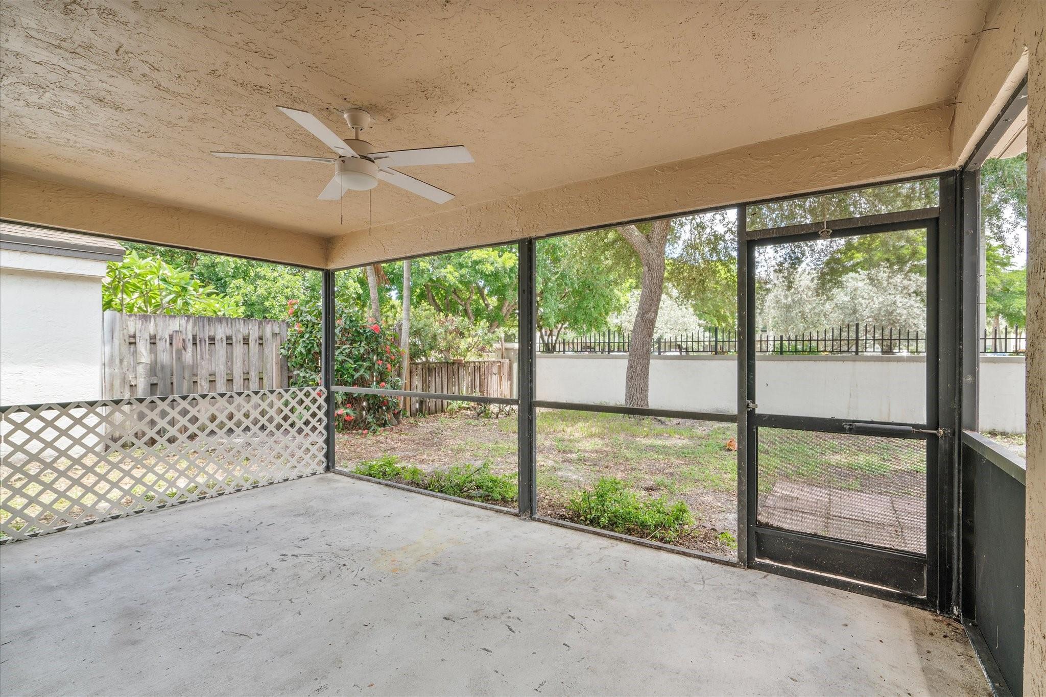 3700 NW 19th St