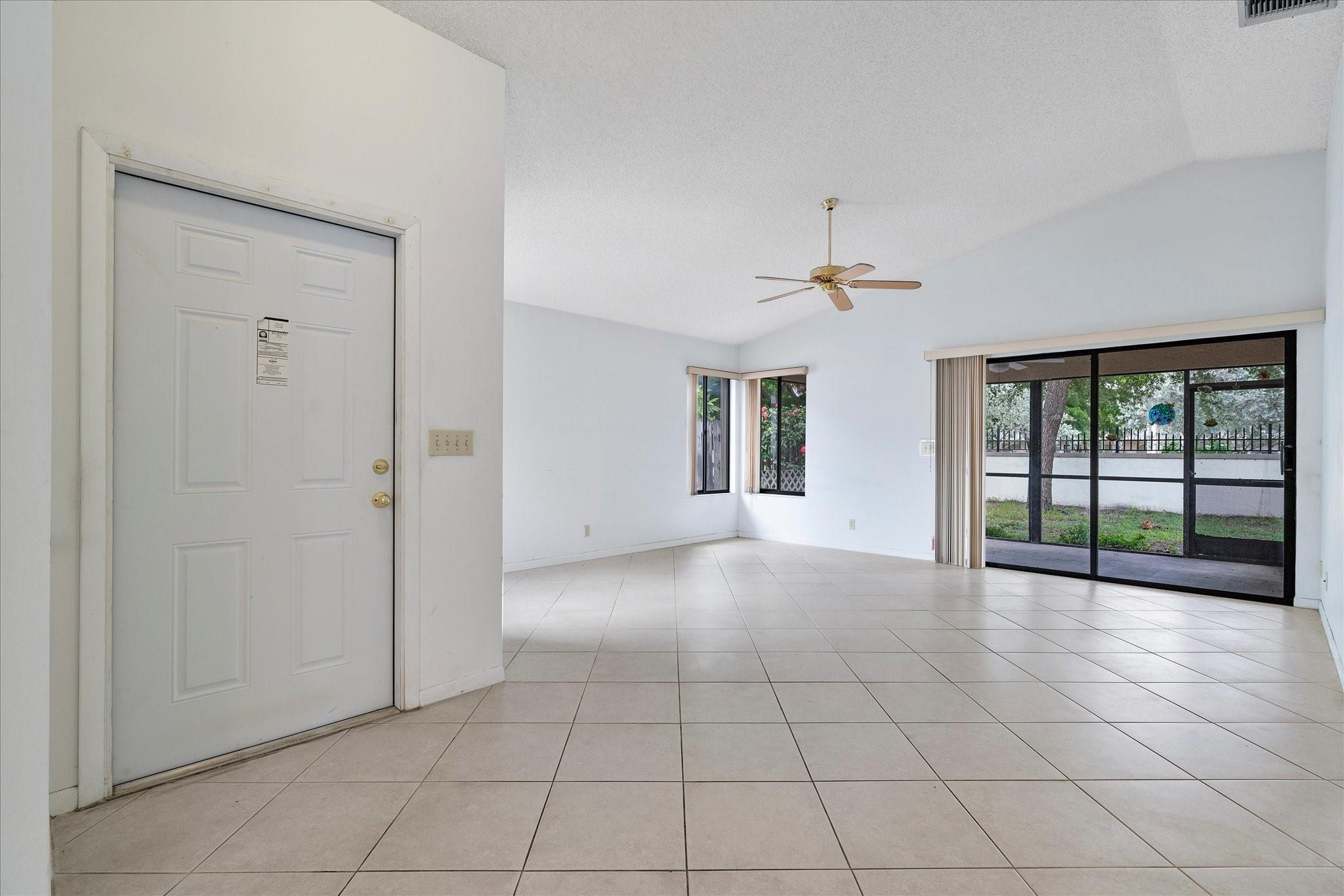 3700 NW 19th St