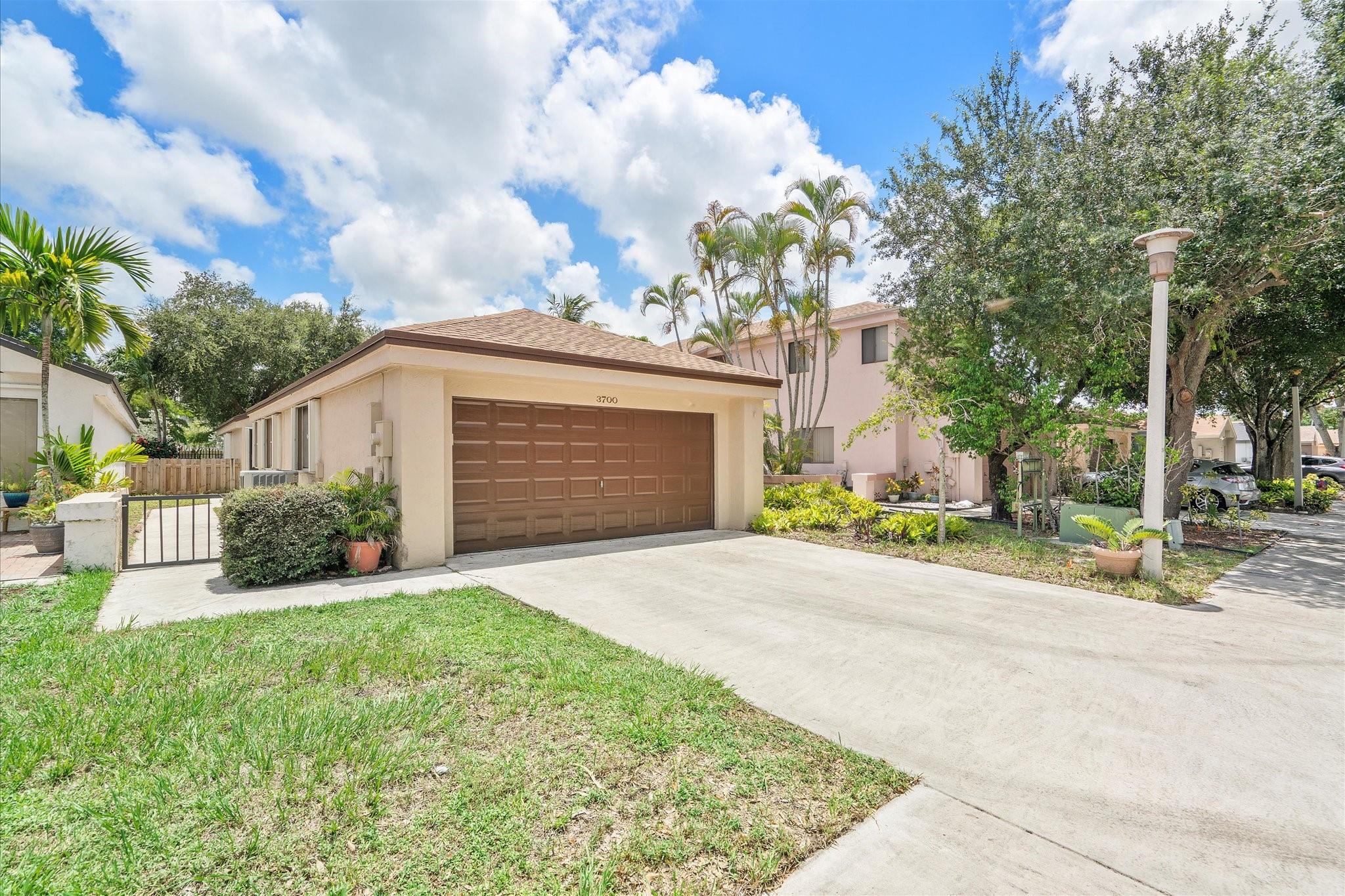 3700 NW 19th St