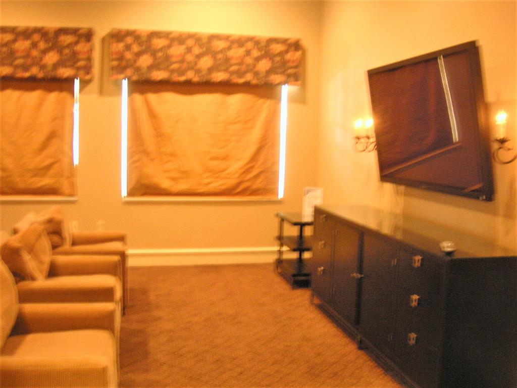 VILLAS AT EMERALD DUNES CONDO - Residential Lease