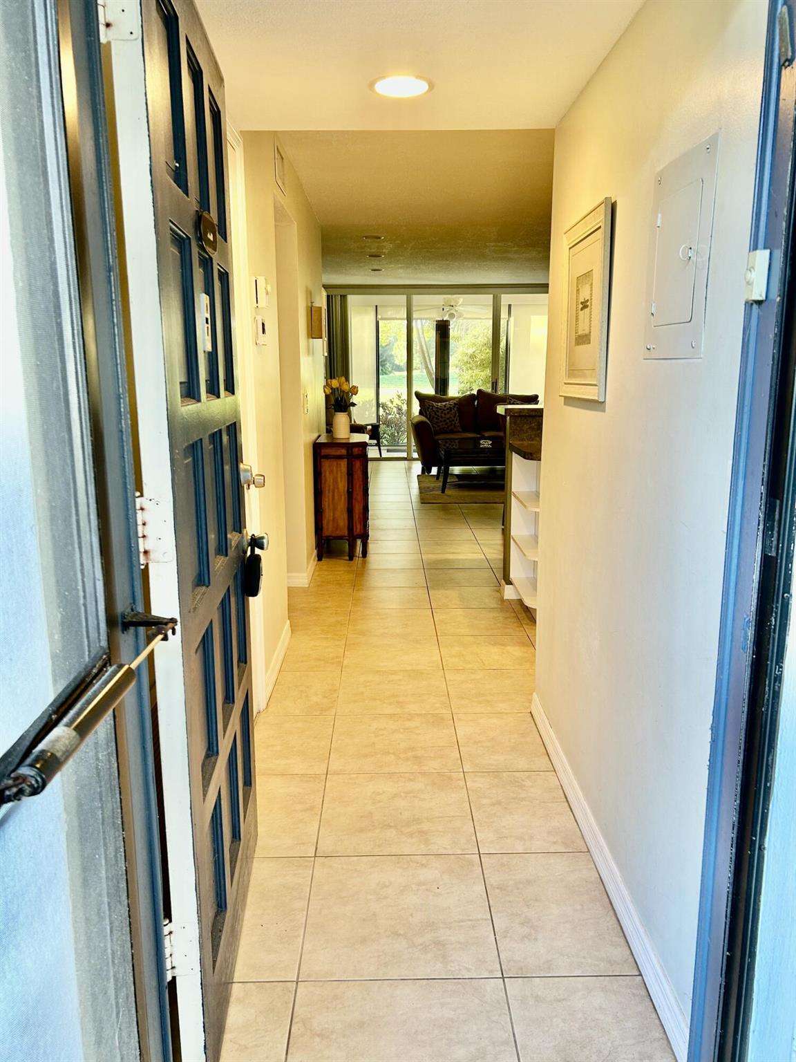 FOUNTAINS OF PALM BEACH C - Residential Lease