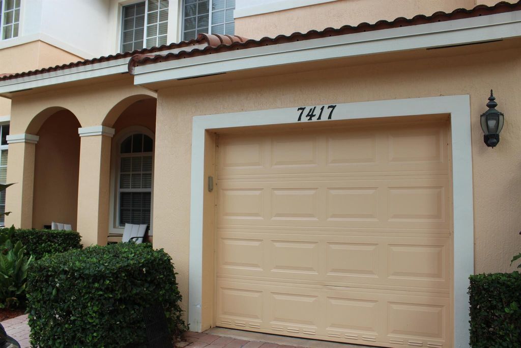 Photo of 7417 Briella Drive, Boynton Beach, FL 33437 (MLS # R11129964)