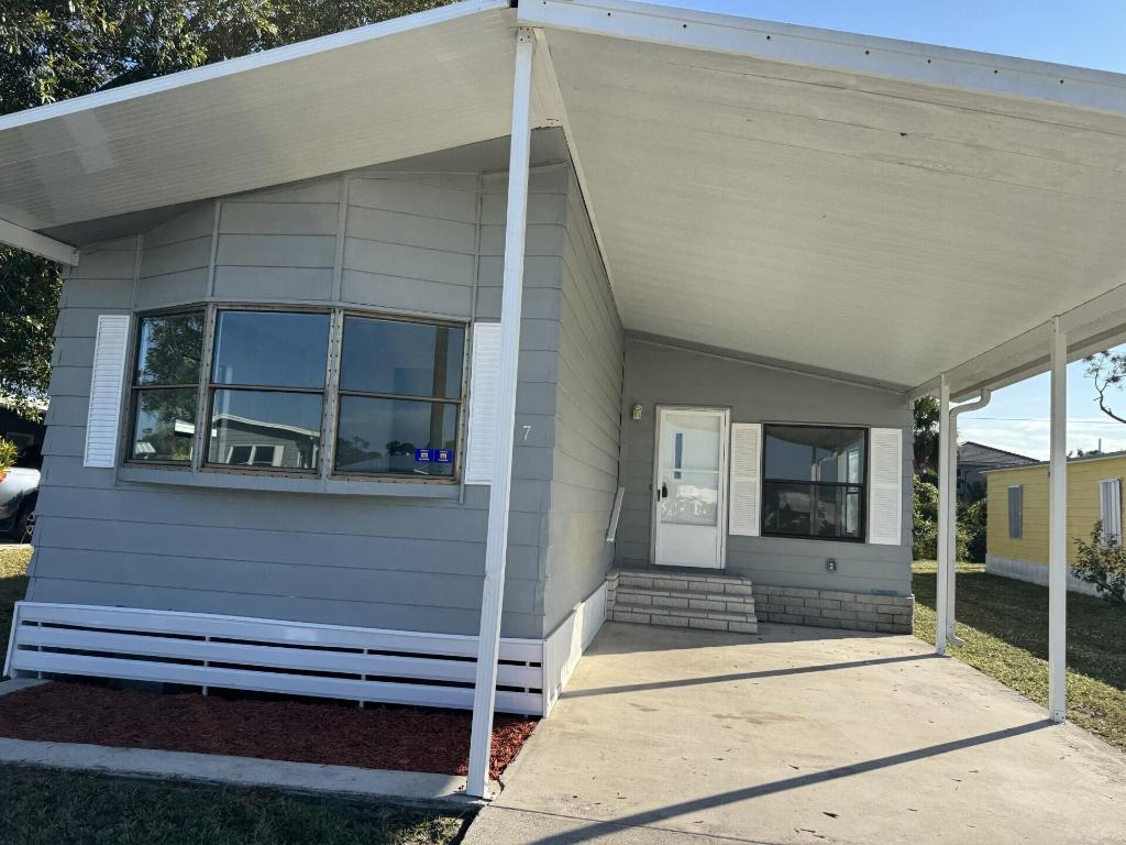 Spanish Lakes Country Club Village - Residential