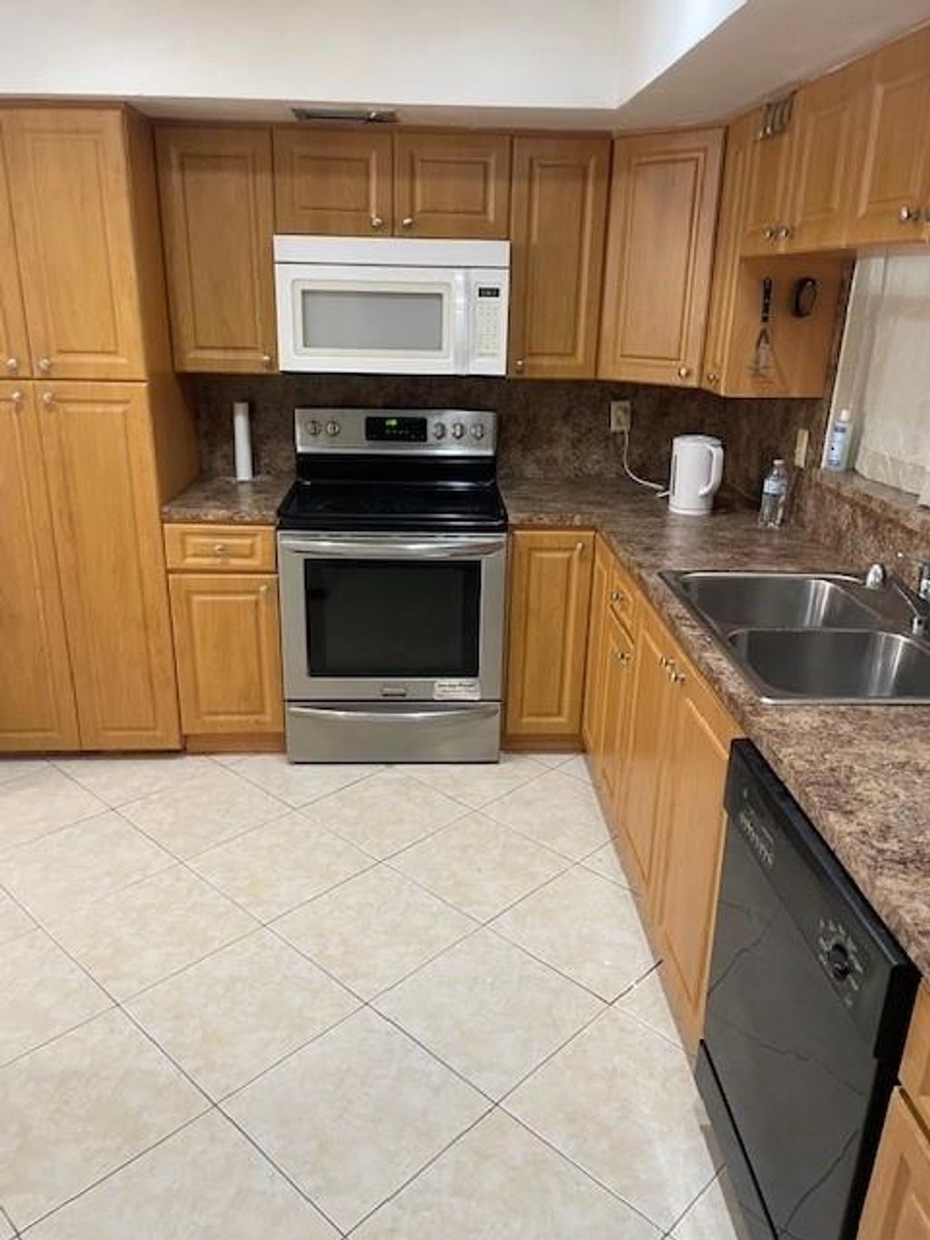 Photo of 660 Long Island Avenue, Fort Lauderdale, FL 33312 (MLS # F10519633)