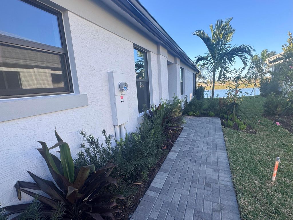 Photo of 13525 SW Brightside Way, Port Saint Lucie, FL 34987 (MLS # R11159635)