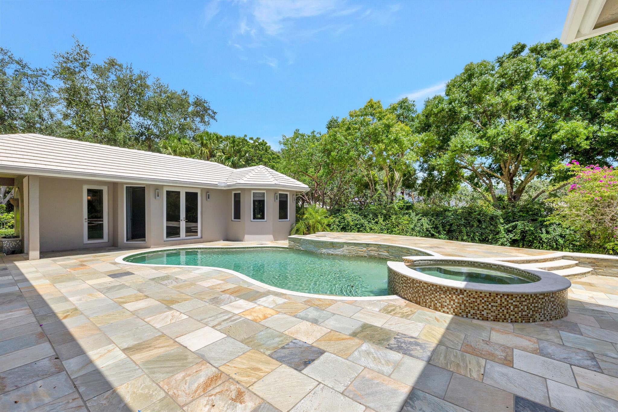 LES JARDINS - Residential