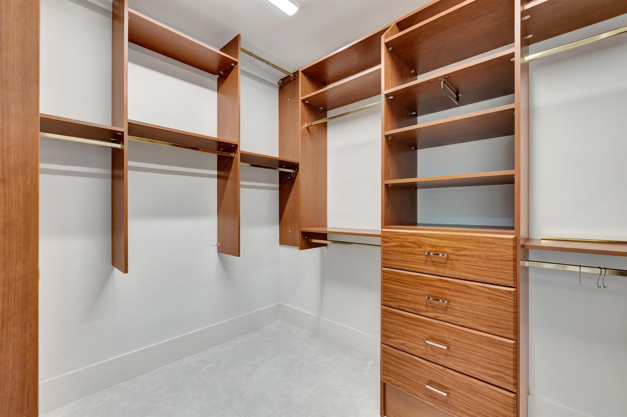 LES JARDINS - Residential