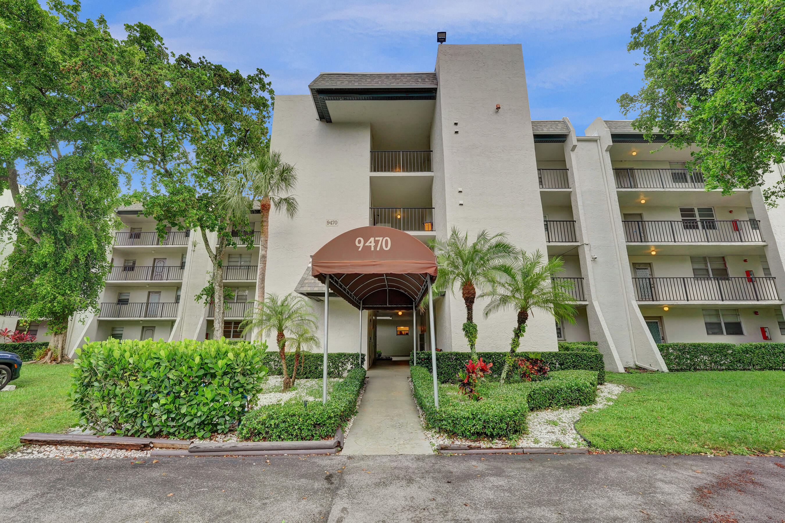 POINCIANA 7 OF PINE ISLAND RIDGE - Residential Lease