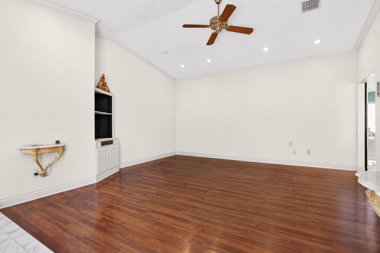 The Estates - Woodmont - Residential
