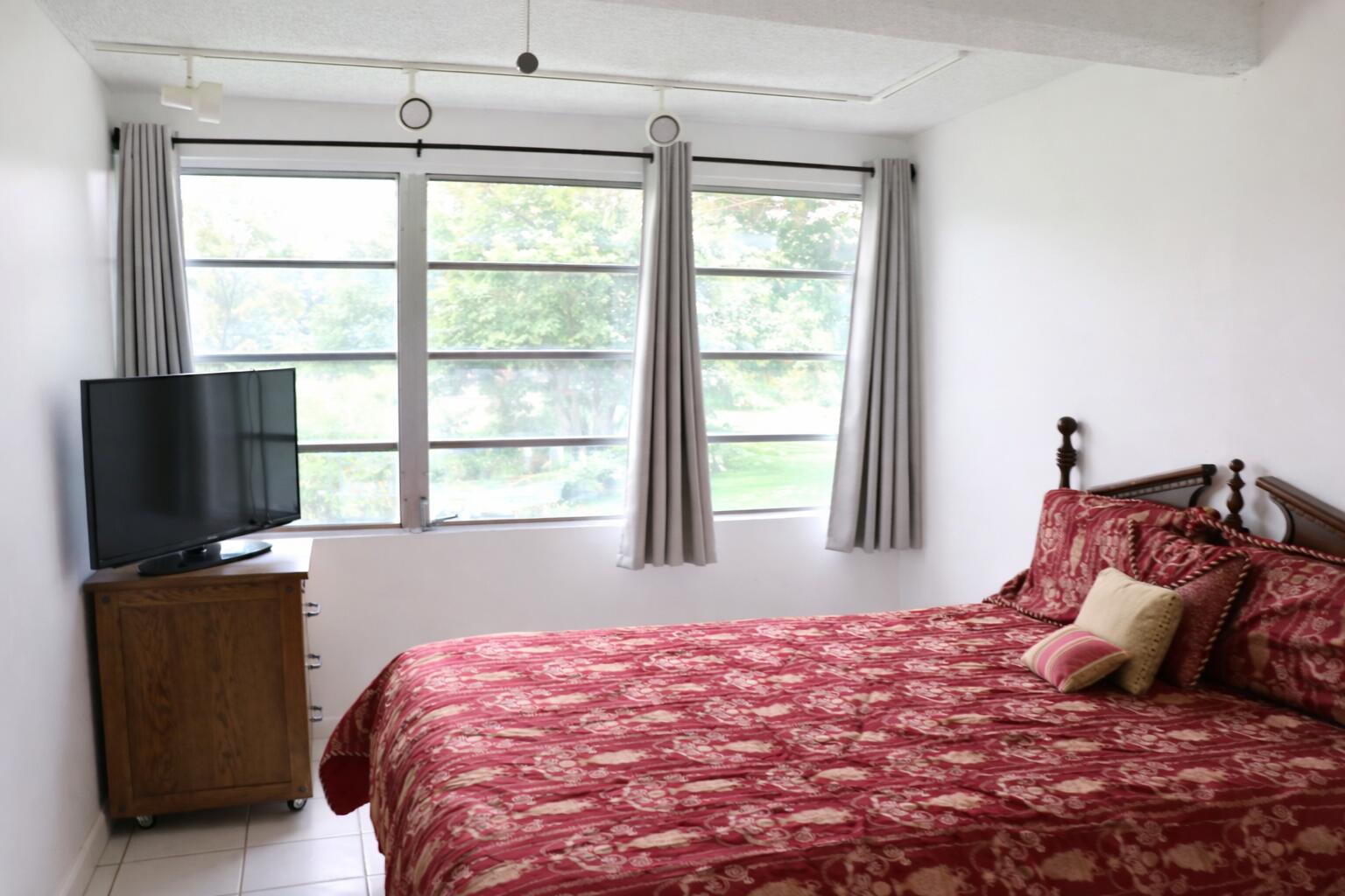 PARADISE GARDENS SEC 3 - Residential