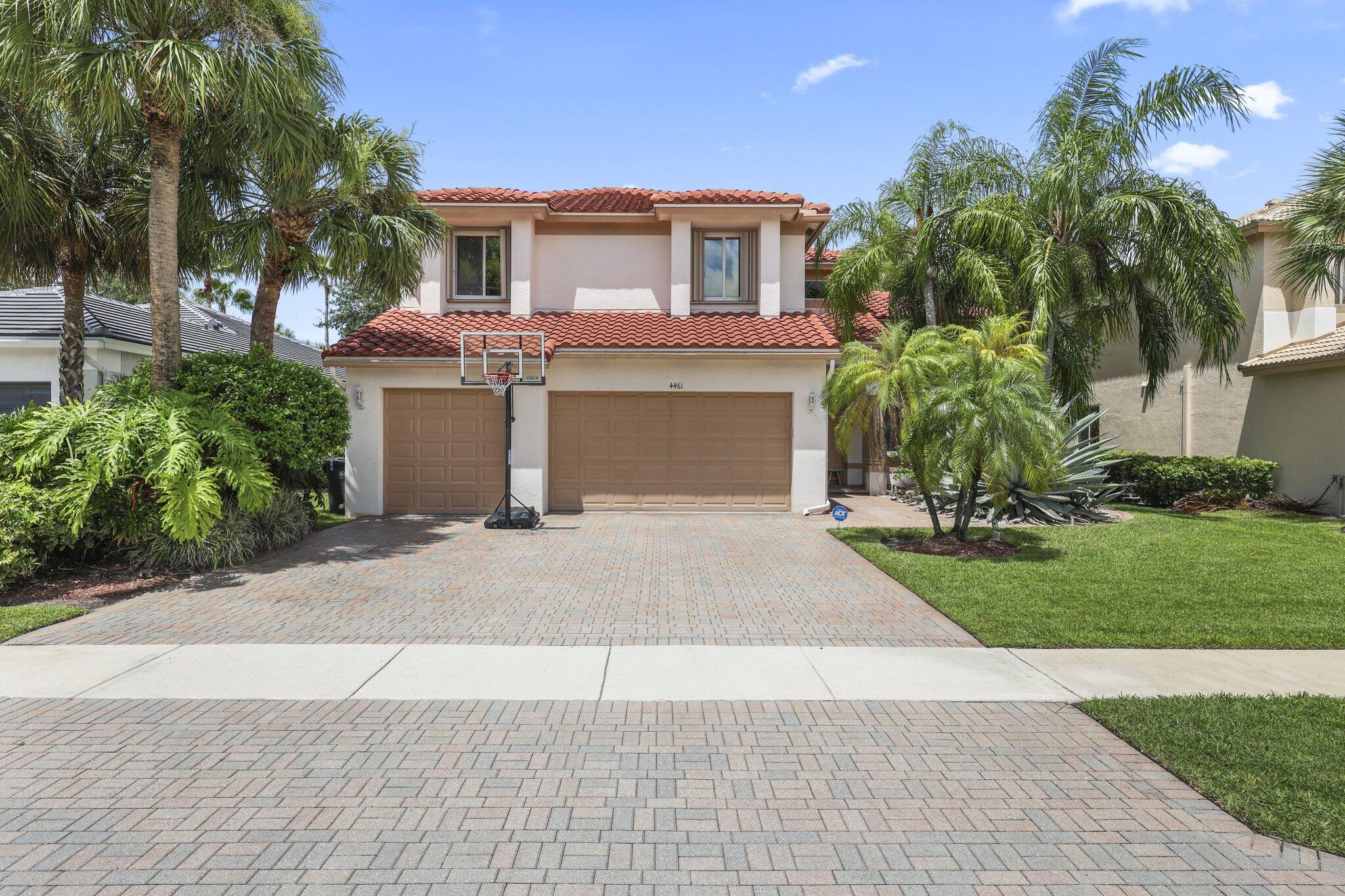 Properties 4461 Mariners Cove Drive