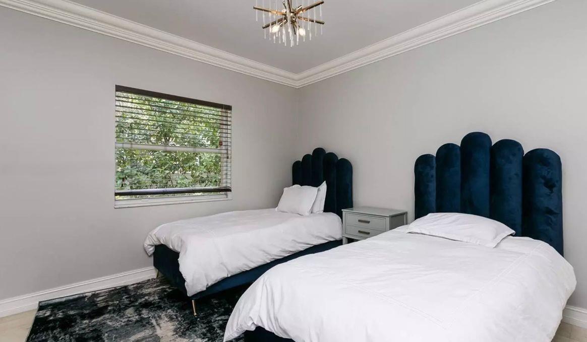 STIRLING OAKS ESTATES - Residential