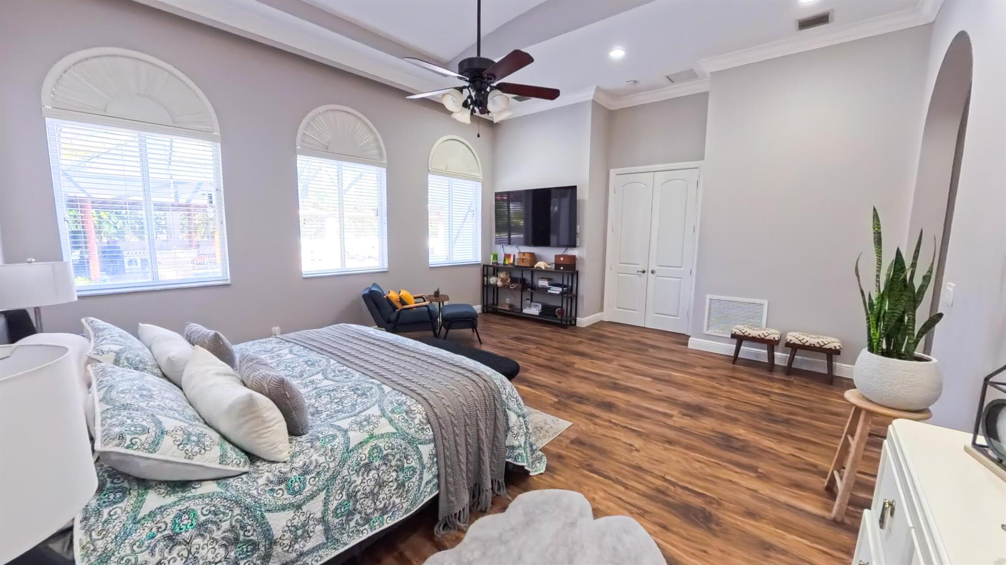 Acreage - Residential