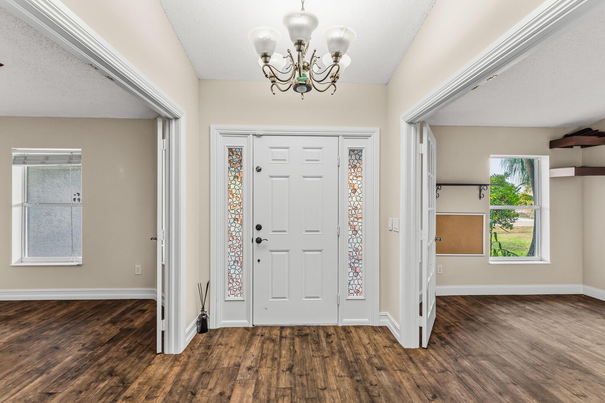 1074 SW Eckard Avenue