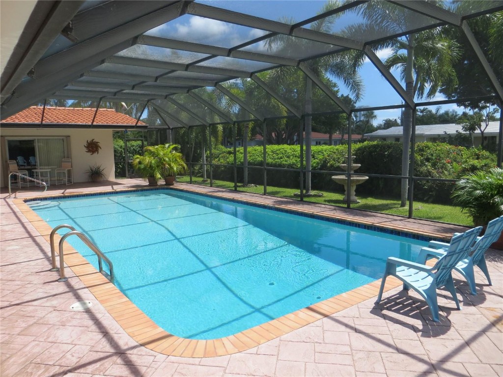 HOLLYWOOD LAKES SEC - Residential