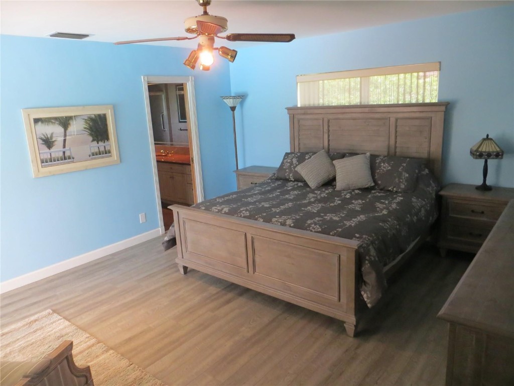 HOLLYWOOD LAKES SEC - Residential