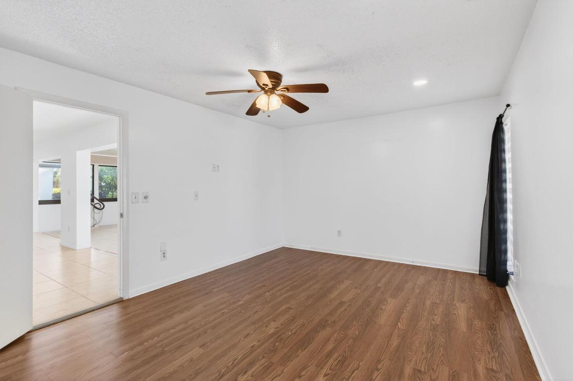 BUTTONWOOD 1 - Residential