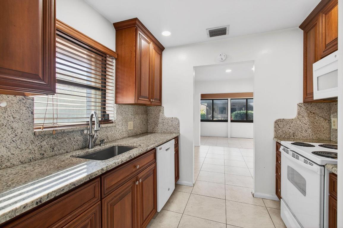 BUTTONWOOD 1 - Residential