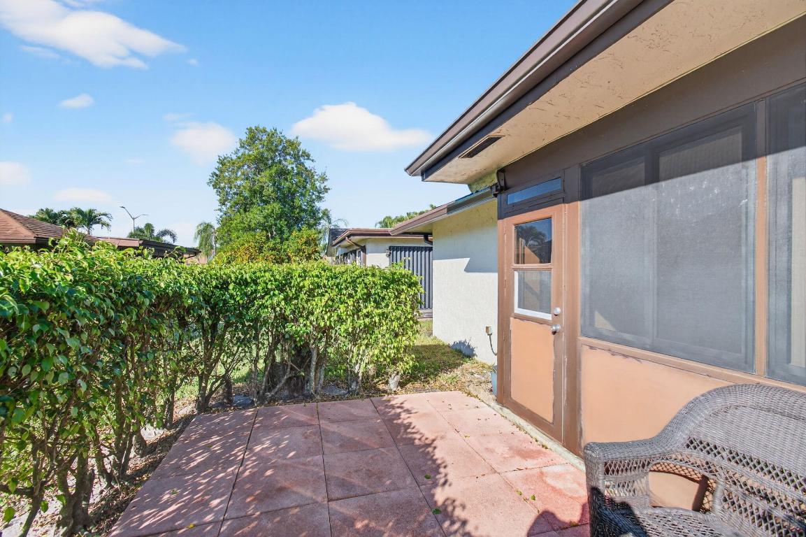 BUTTONWOOD 1 - Residential