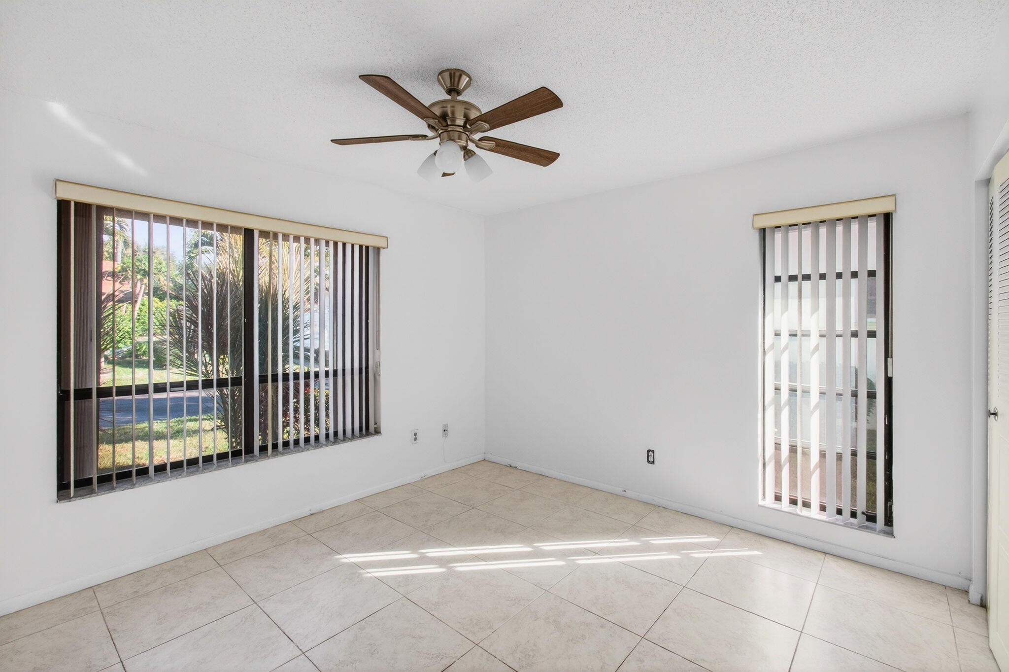 BUTTONWOOD 1 - Residential