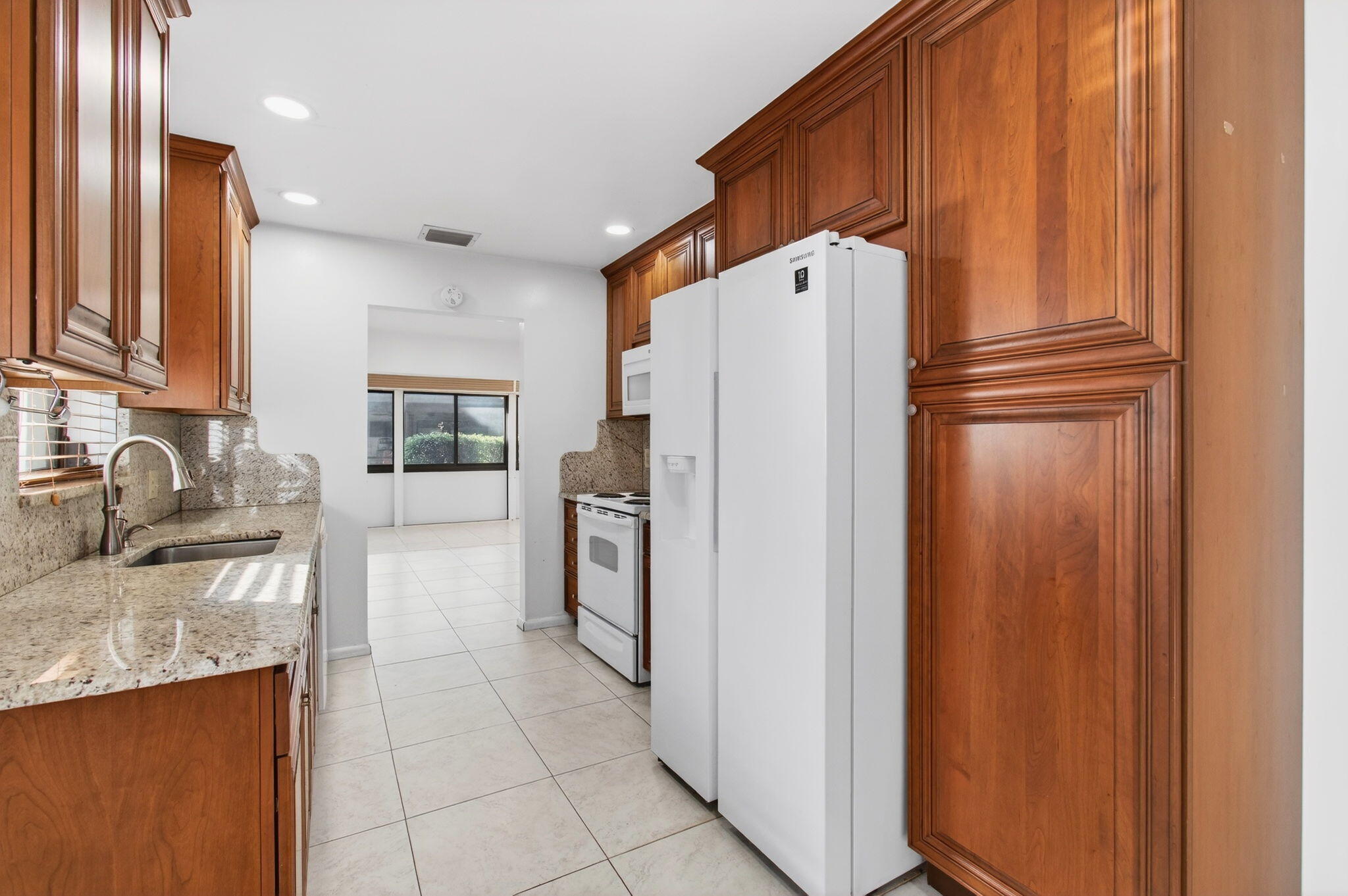 BUTTONWOOD 1 - Residential