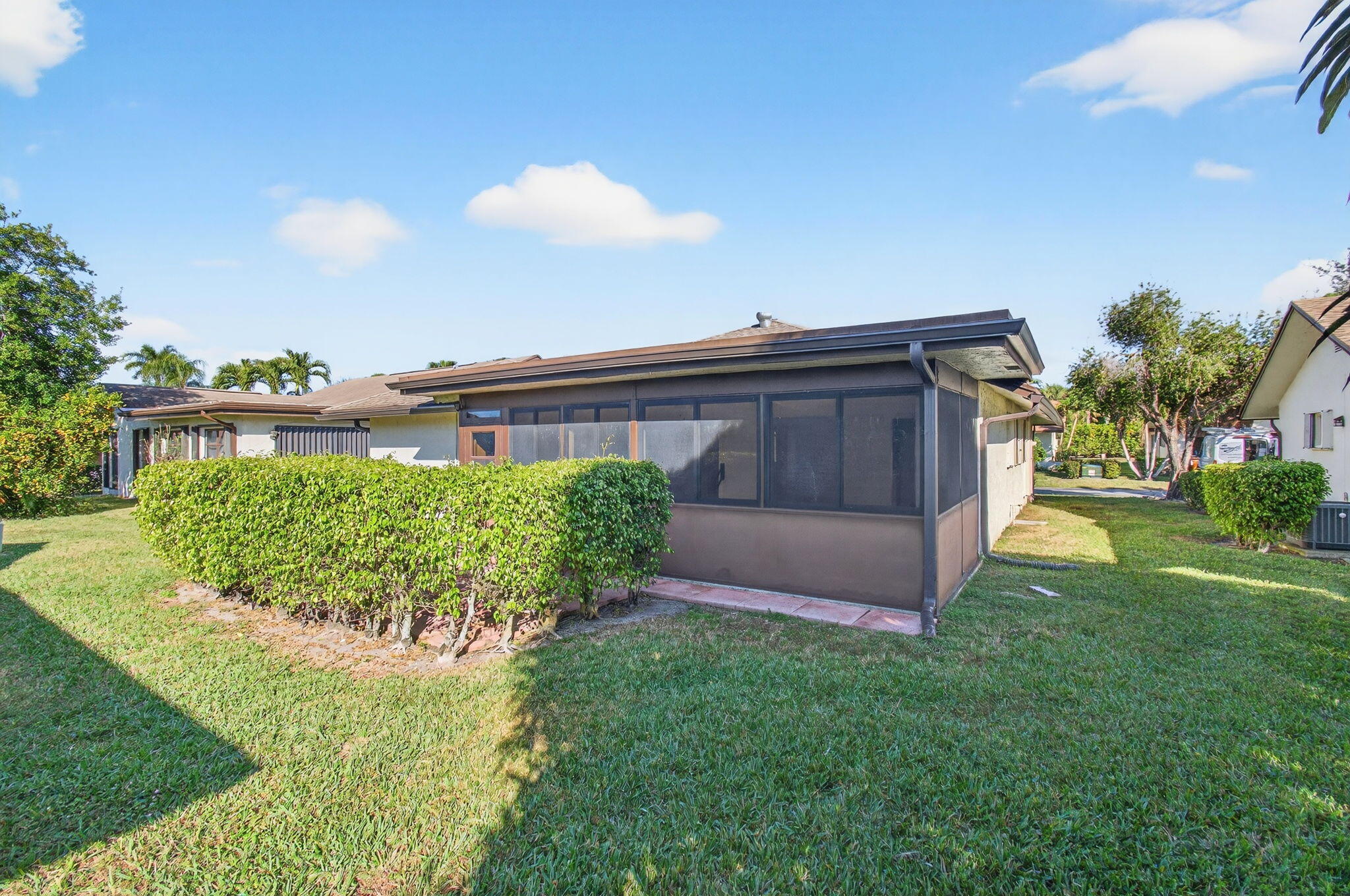 BUTTONWOOD 1 - Residential