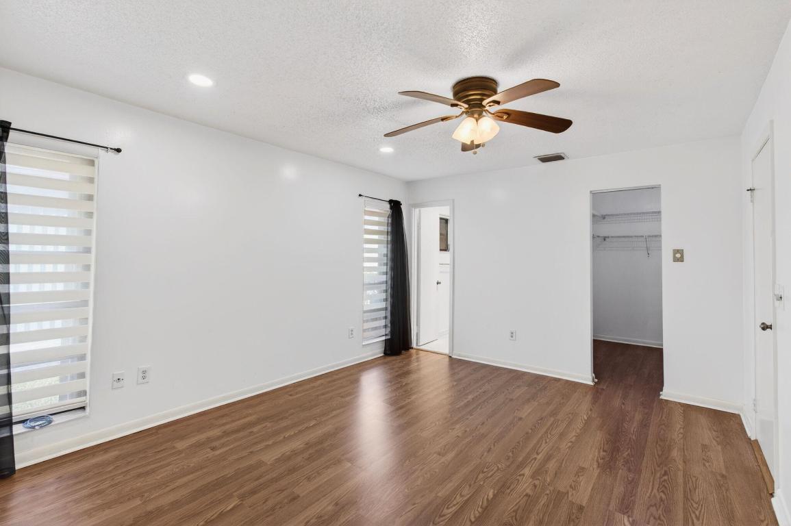 BUTTONWOOD 1 - Residential