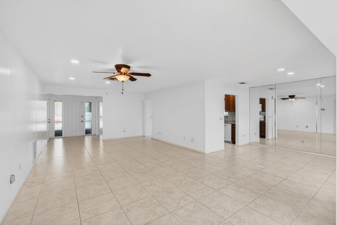 BUTTONWOOD 1 - Residential