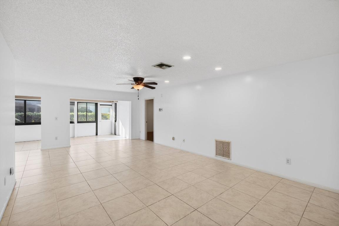 BUTTONWOOD 1 - Residential