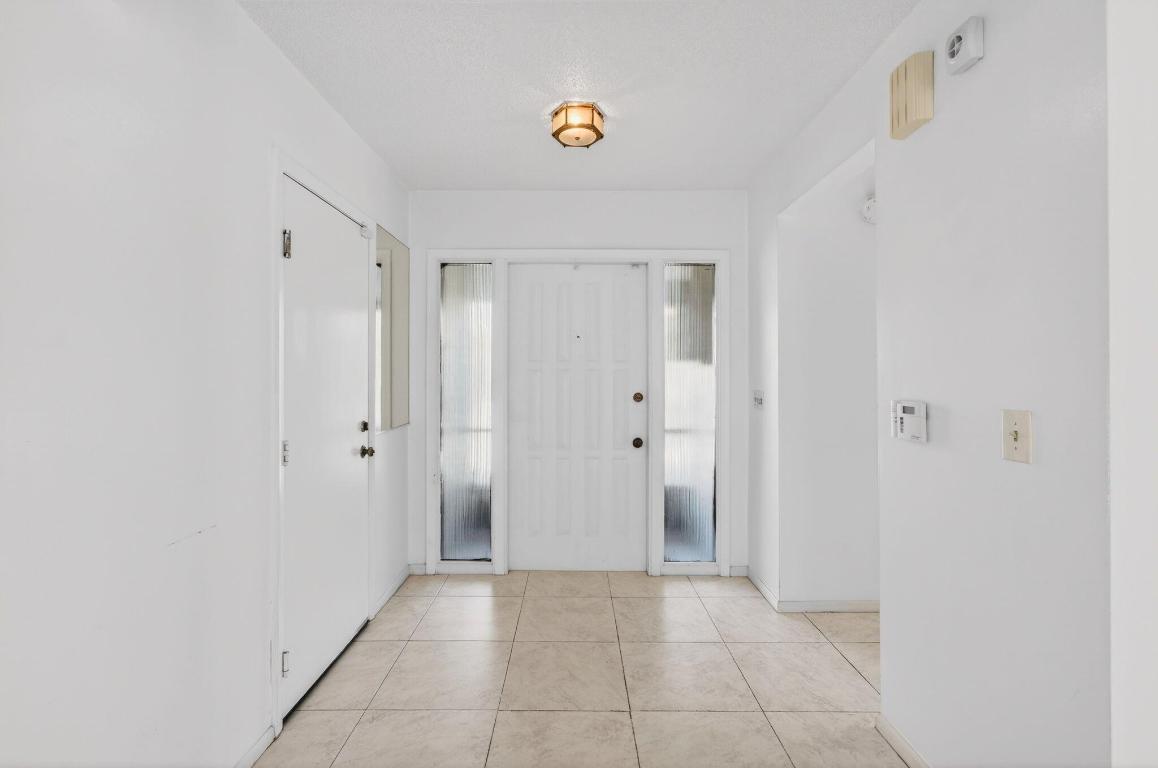 BUTTONWOOD 1 - Residential