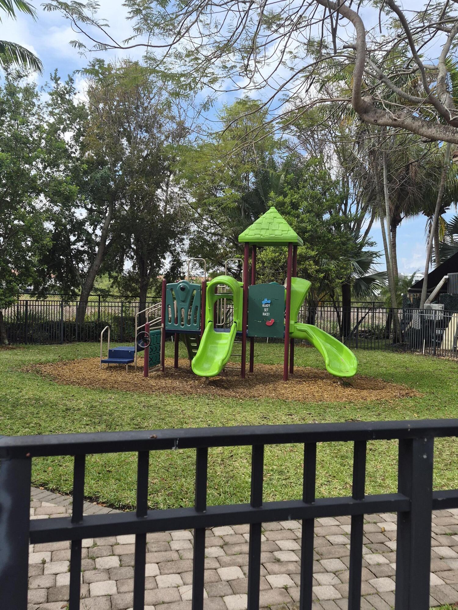 MARTINIQUE NO 3 CONDO - Residential