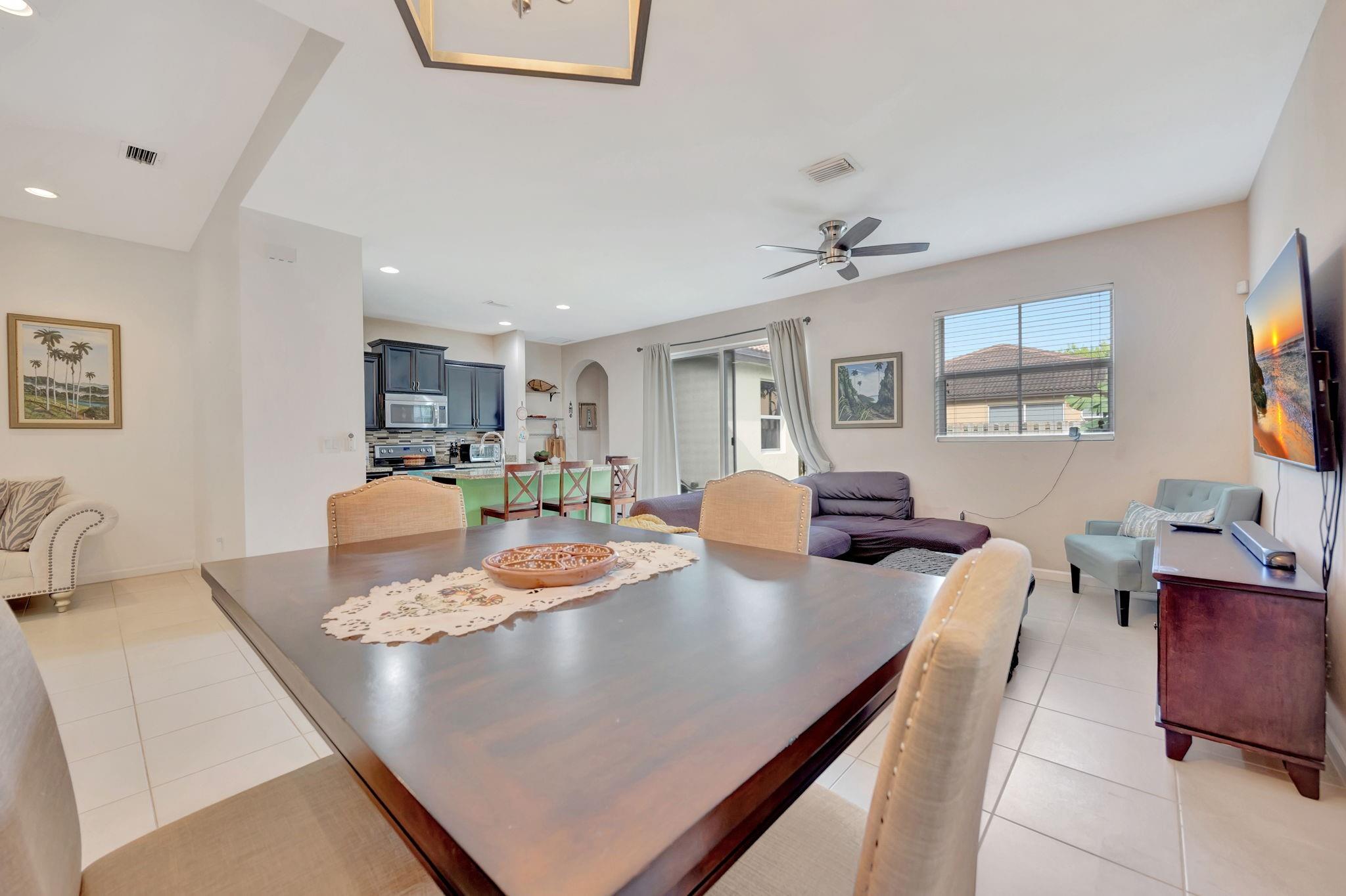 HEMINGWAY POINT - Residential