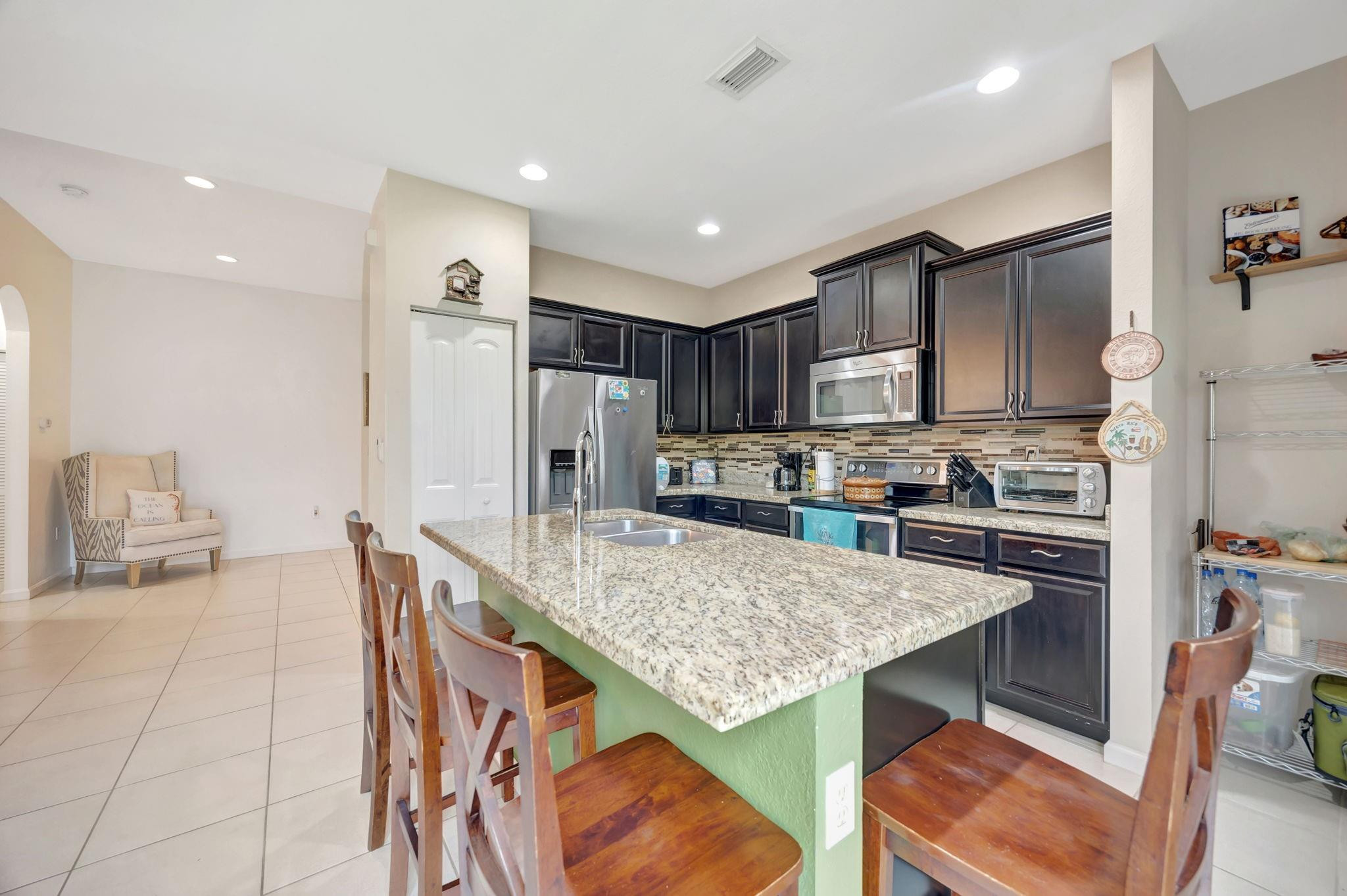 HEMINGWAY POINT - Residential