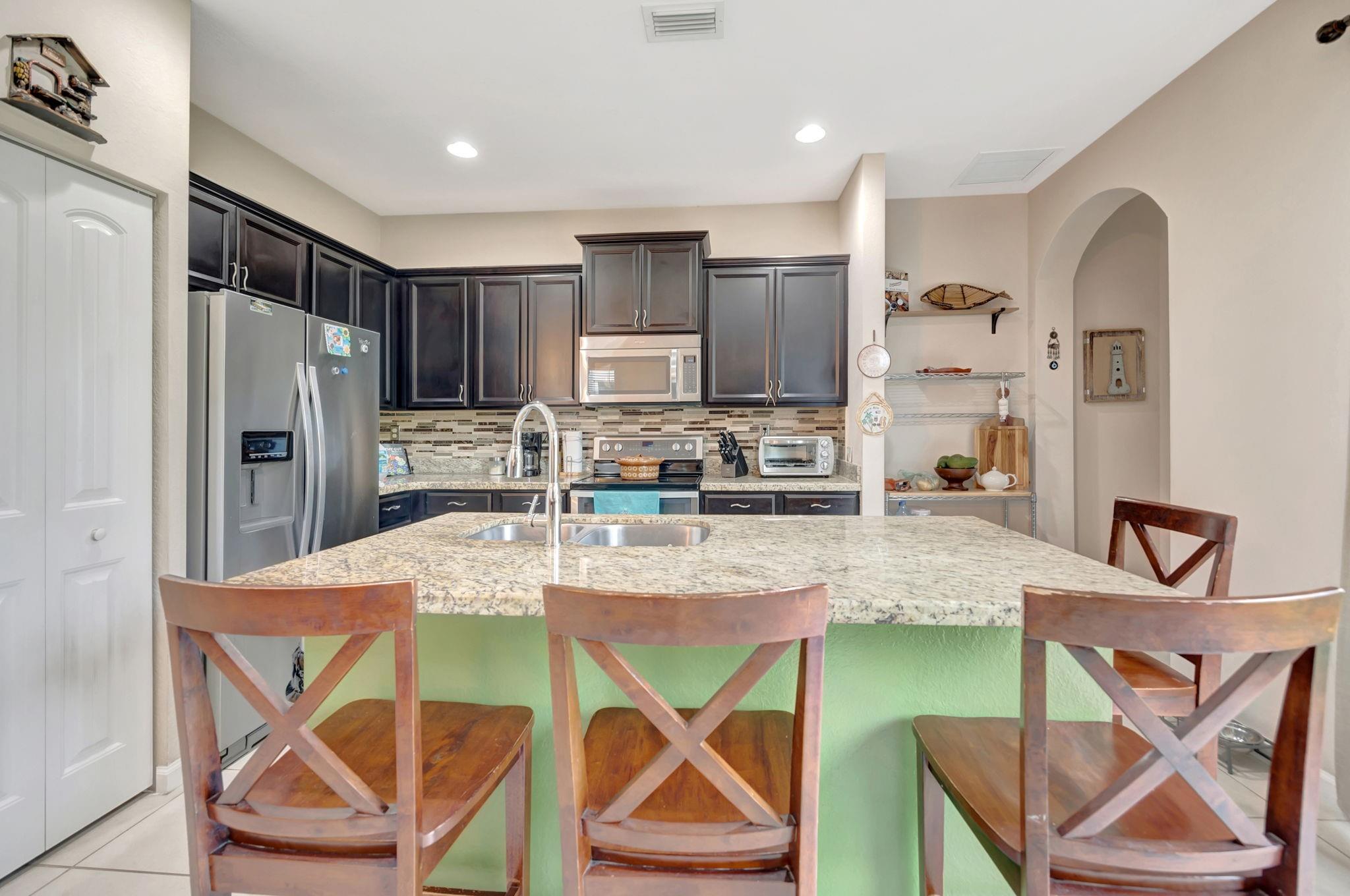 HEMINGWAY POINT - Residential