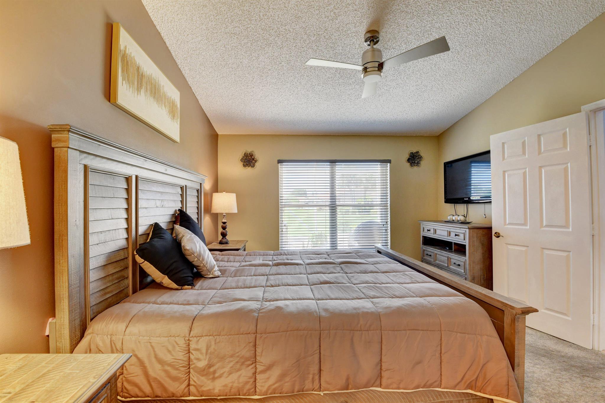 Venetian Isles - Residential