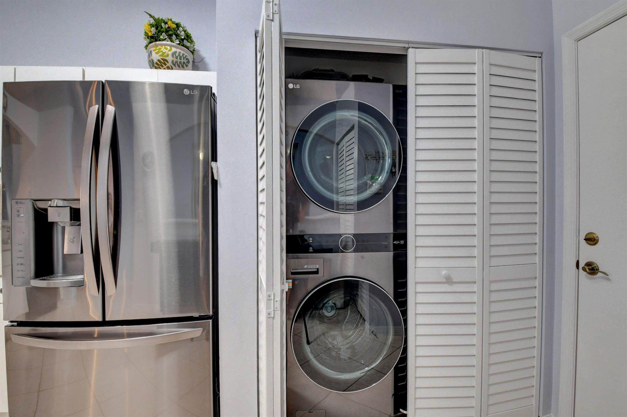 Venetian Isles - Residential