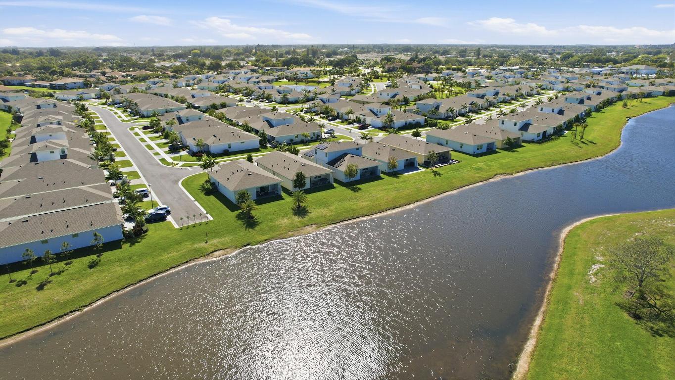 DELRAY TRAILS AT VILLA DELRAY PUD - Residential