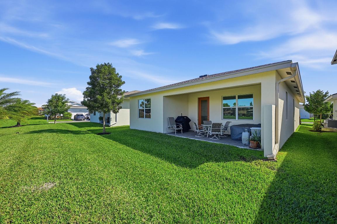 DELRAY TRAILS AT VILLA DELRAY PUD - Residential