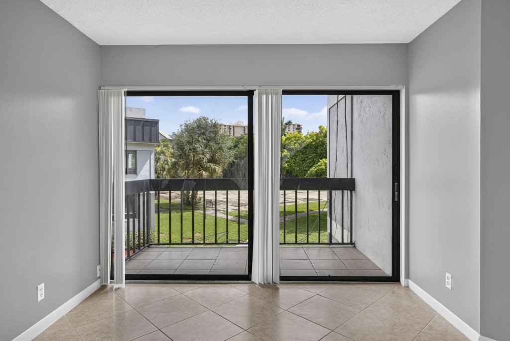 Photo of 1900 N CONGRESS Avenue #201, West Palm Beach, FL 33401 (MLS # B26061974)