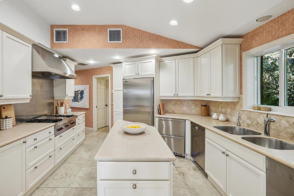 SEA ISLE EST - Residential