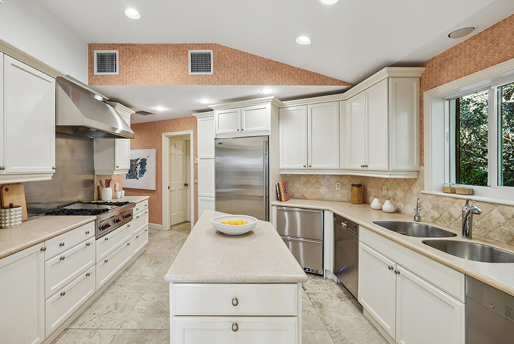 SEA ISLE EST - Residential