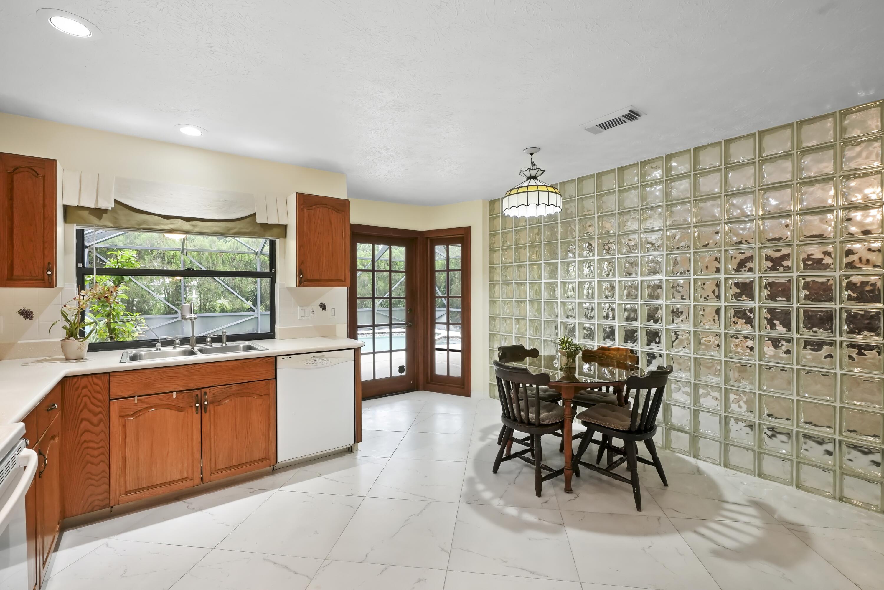 PORT ST LUCIE SECTION 13 - Residential