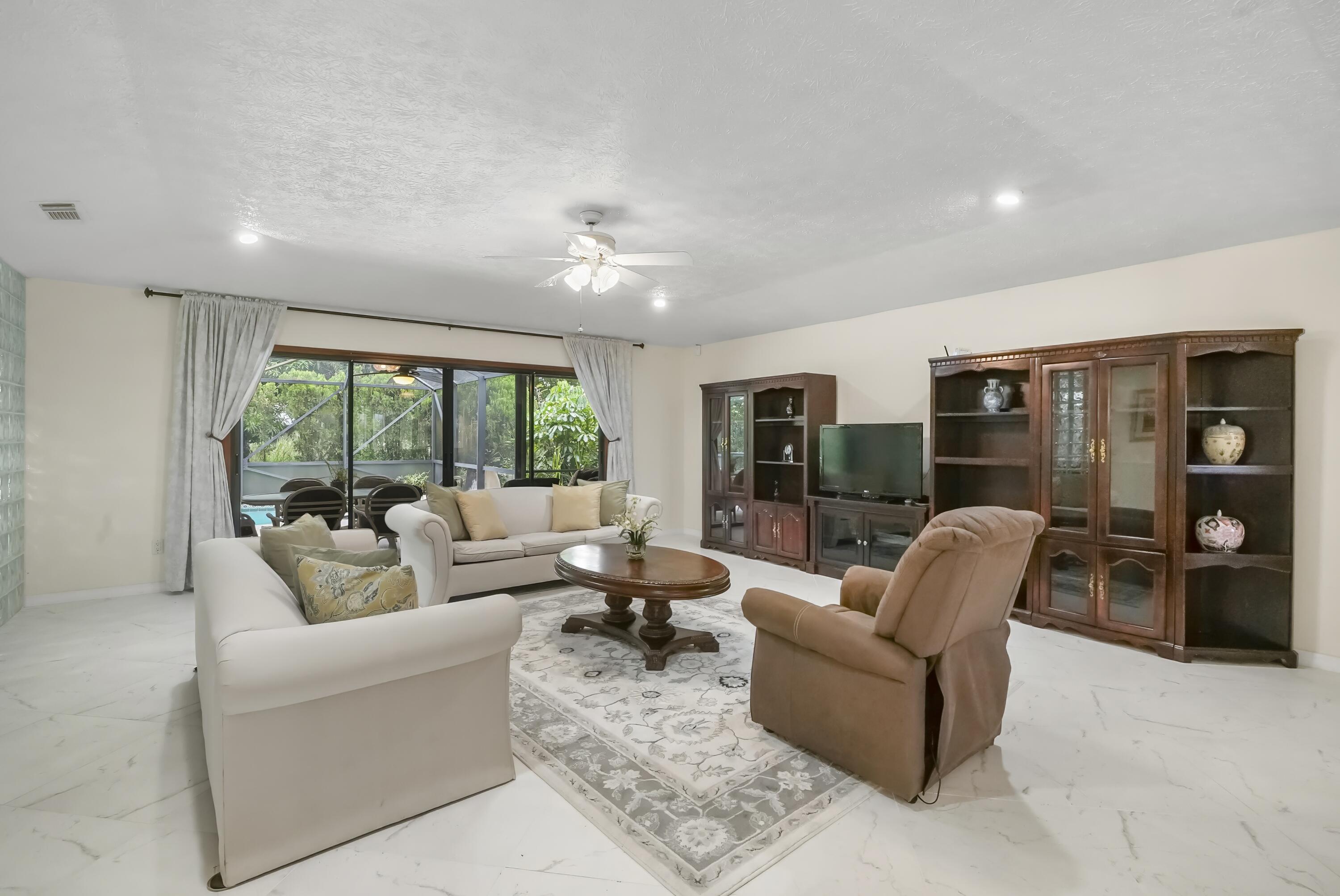 PORT ST LUCIE SECTION 13 - Residential