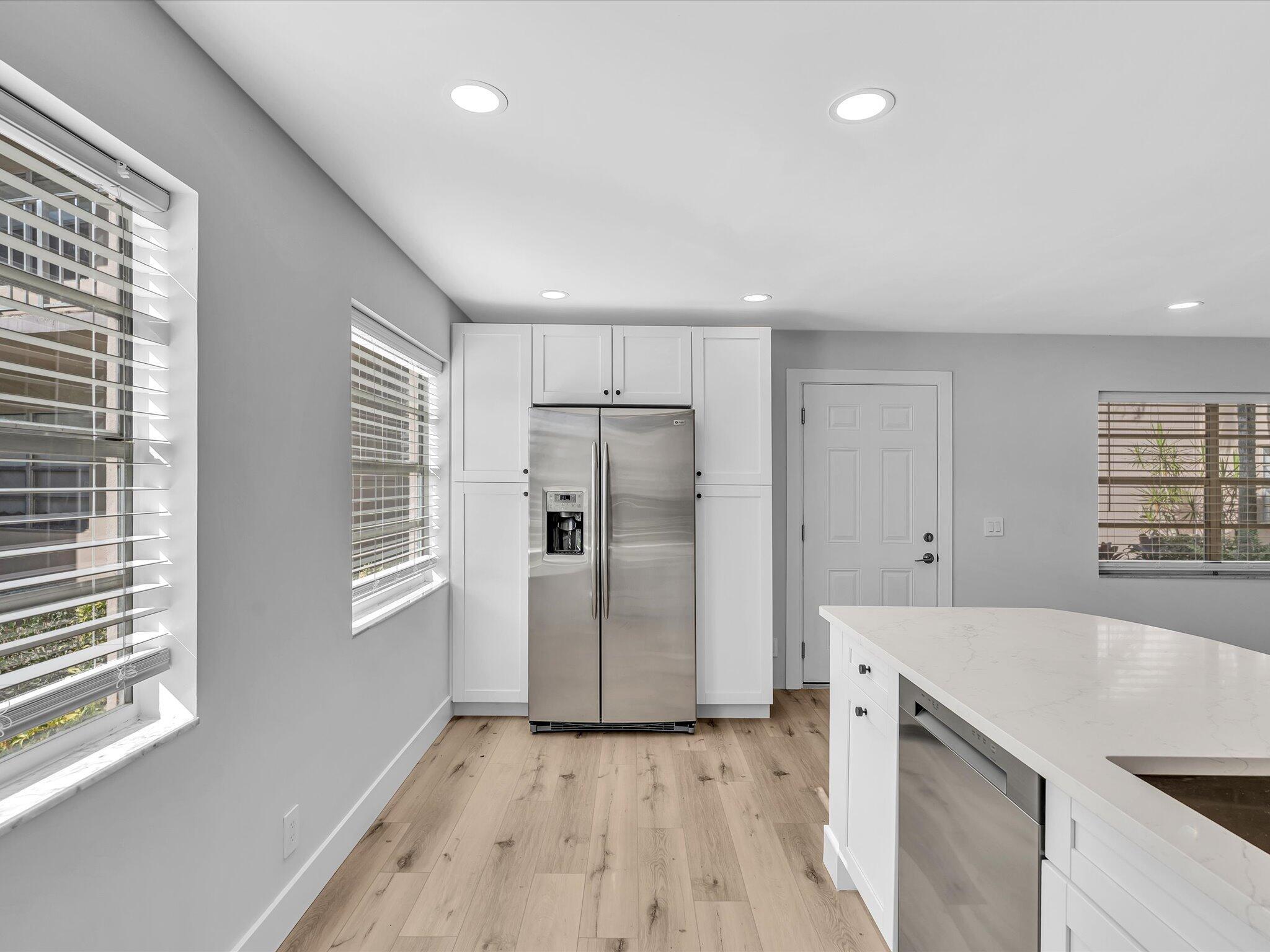 KINGS POINT FLANDERS CONDOS - Residential