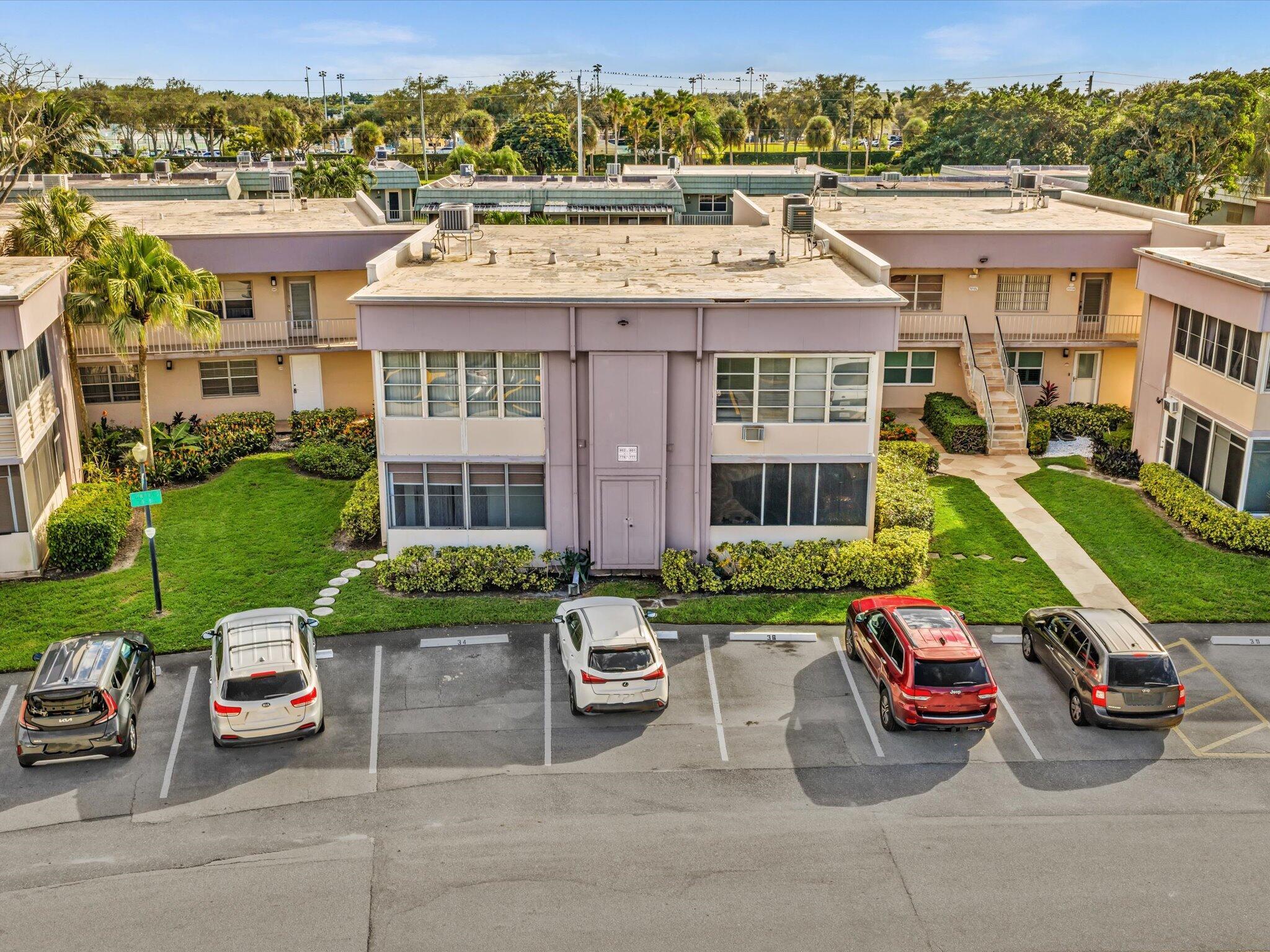 KINGS POINT FLANDERS CONDOS - Residential