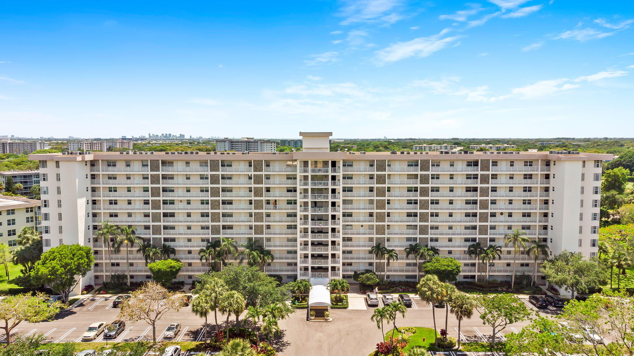 NO 112 PALM-AIRE COUNTRY CLUB - Residential