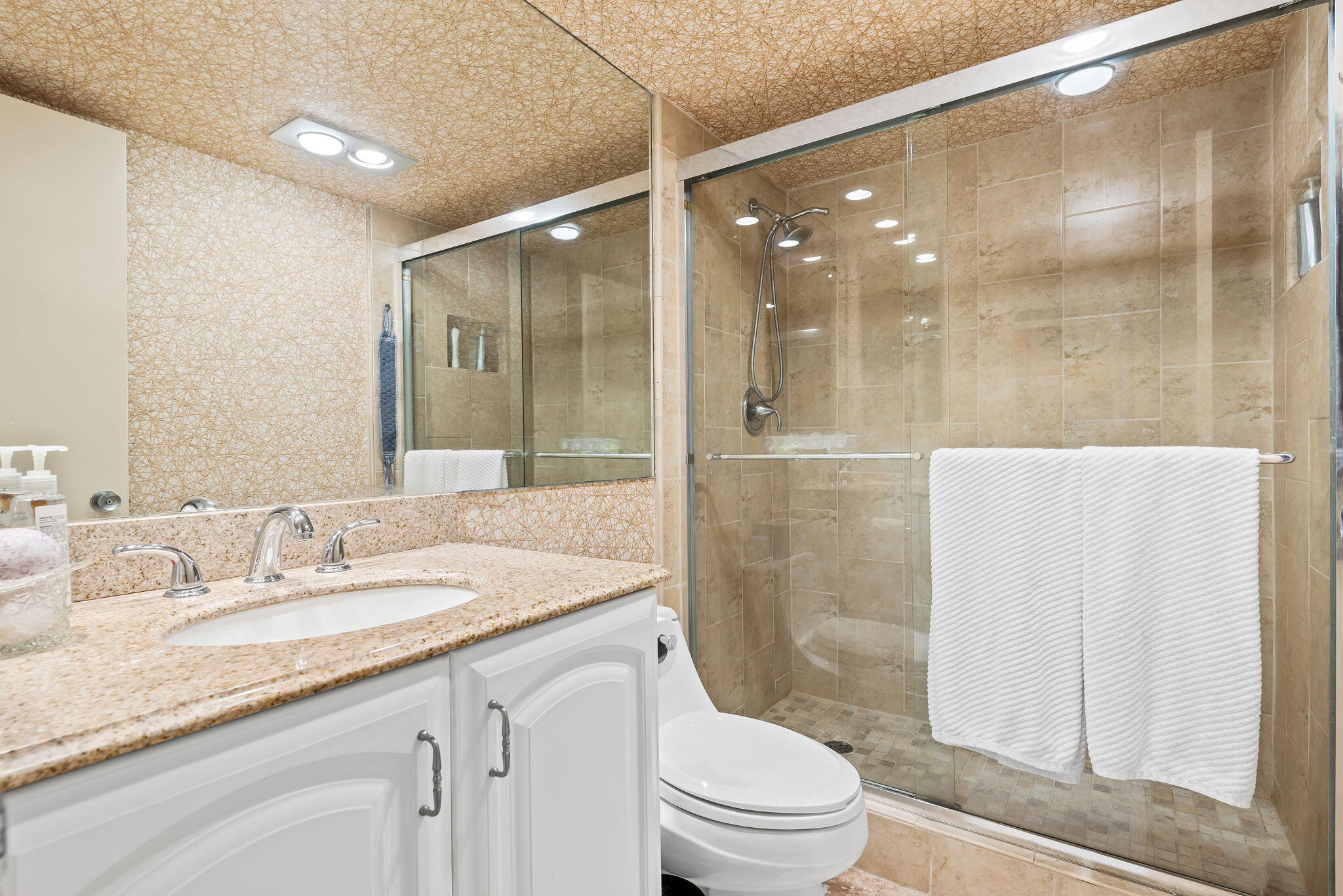 NO 112 PALM-AIRE COUNTRY CLUB - Residential